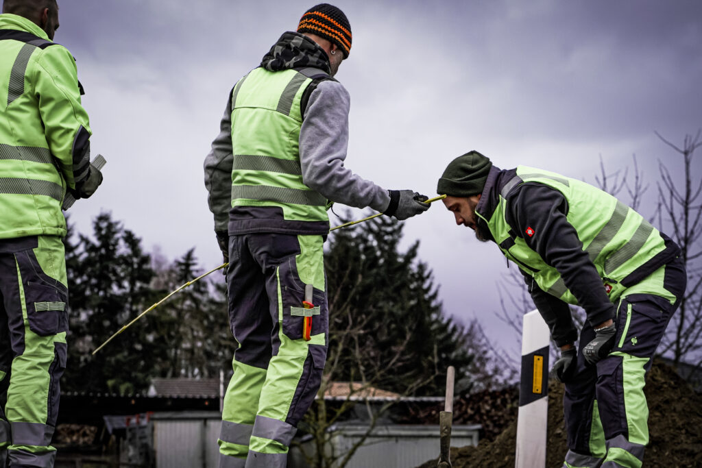 Bauarbeiter bei der Arbeit